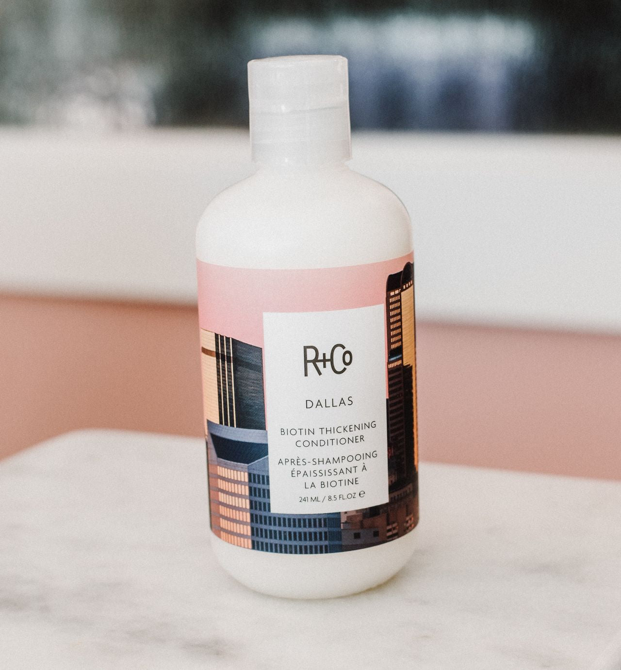 Dallas Biotinn Thickening Conditioner