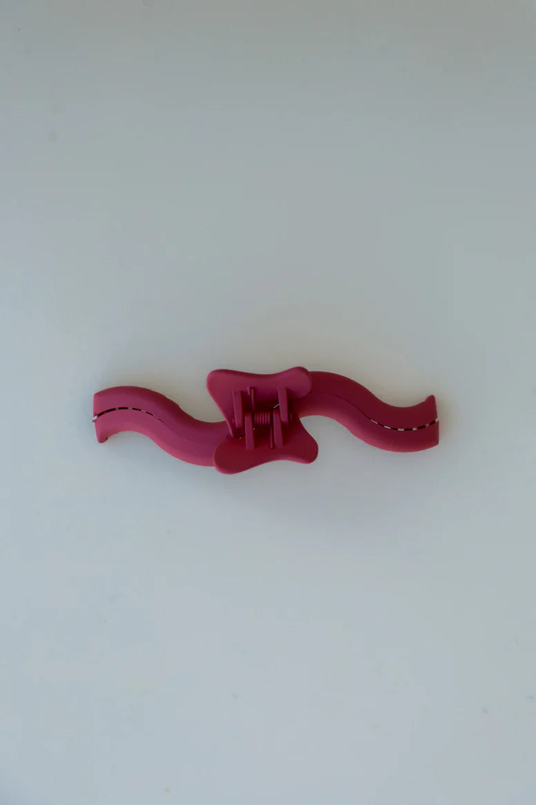 Wavy Hold Everything Claw - Dusty Rose