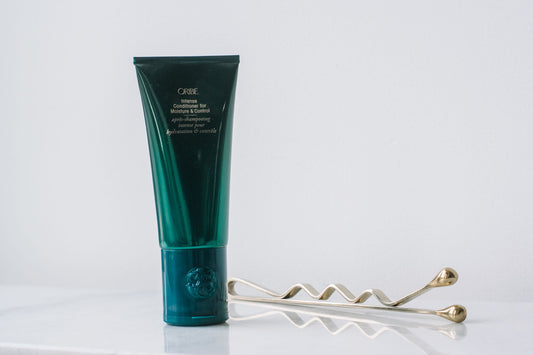 Intense Conditioner For Moisture and Control