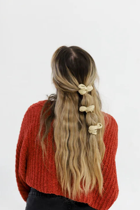 Bow Slick Back Ponytail - Bone